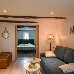https://les-remparts-de-dinan-f3-intramuros-avec-wifi.inbrittany.com