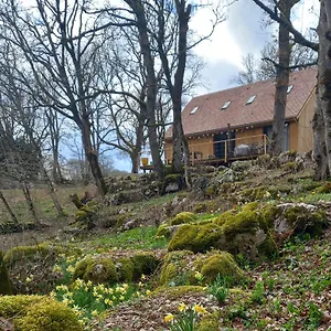 https://villa-la-jonquille.midi-pyreneeshotels.com